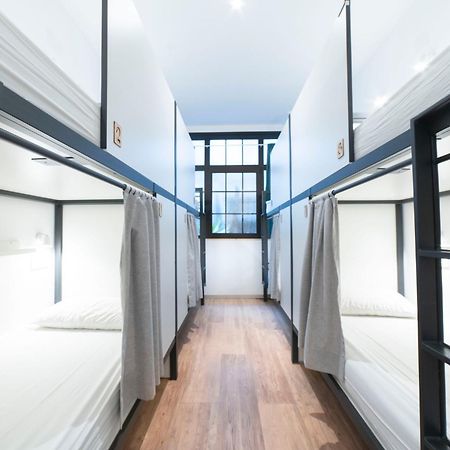 Koba Hostel Сан-Себастьян Экстерьер фото